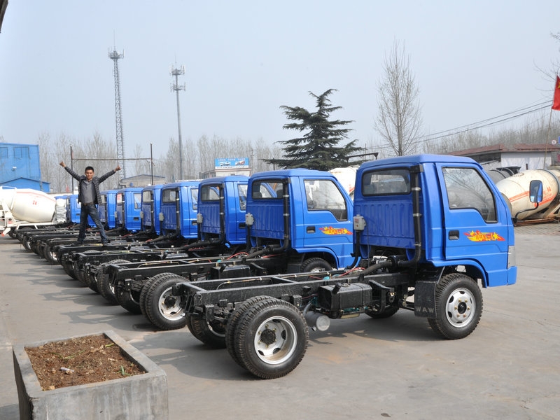 混凝土攪拌車.jpg