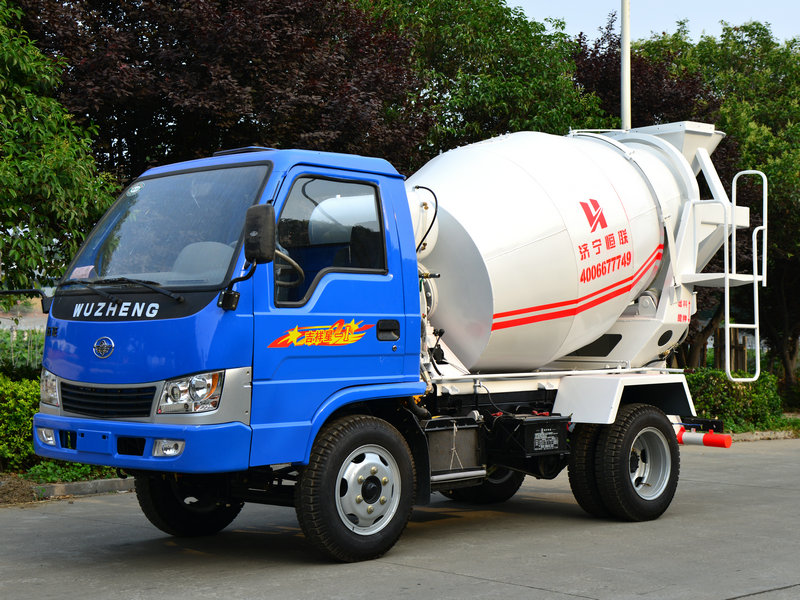 小攪拌車